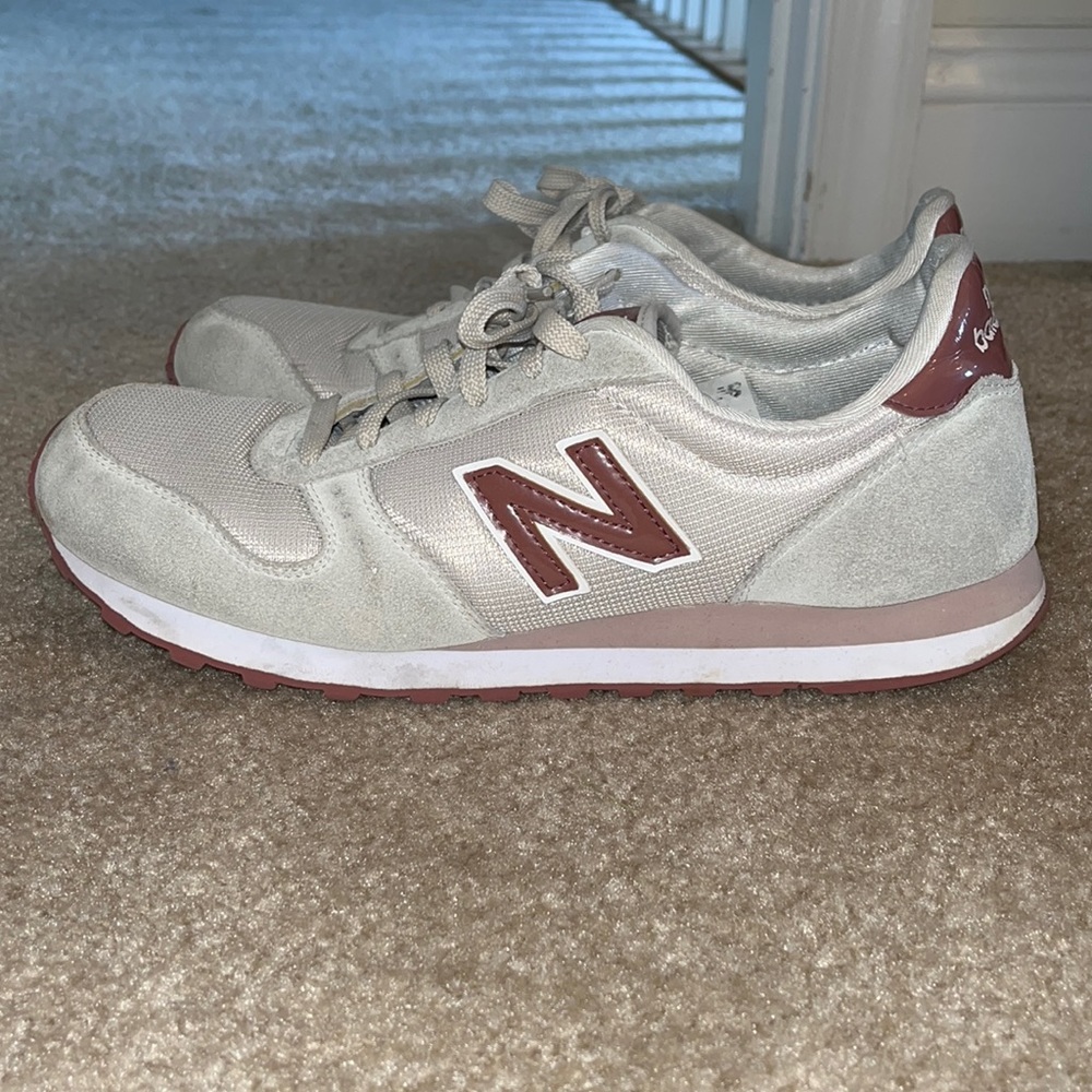 Womens New Balance 311 Retro Sneakers Size 12